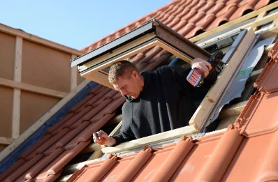 Pose de fenêtres de toit Velux à Verneusses